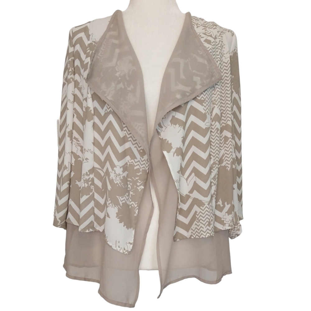 Chico's White Tan Chevron Abstract Leaf Layered Open Front Lightweight Cardigan